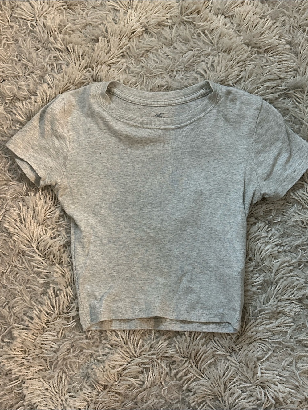 Light gray tee